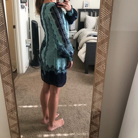 Navy and Green Long Sleeve Dress - Picture 3 of 4